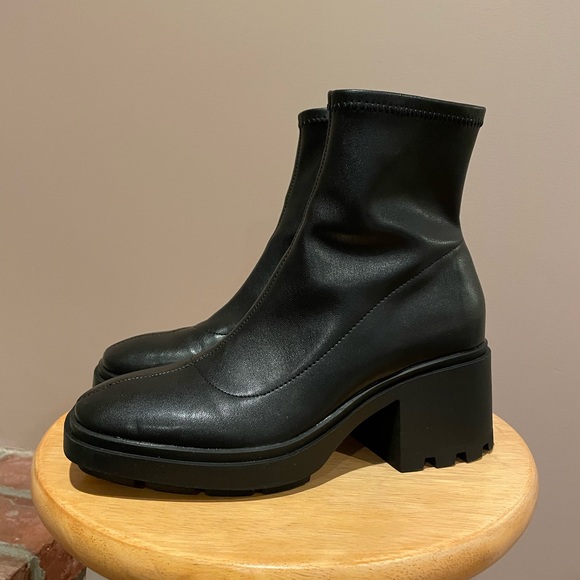 COPY - Topshop Baxter Chunky Sock Boots - Picture 3 of 7